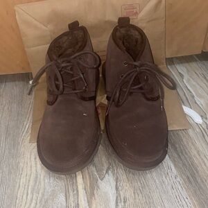 UGG
NEUMEL BOOTS  size 7 women’s